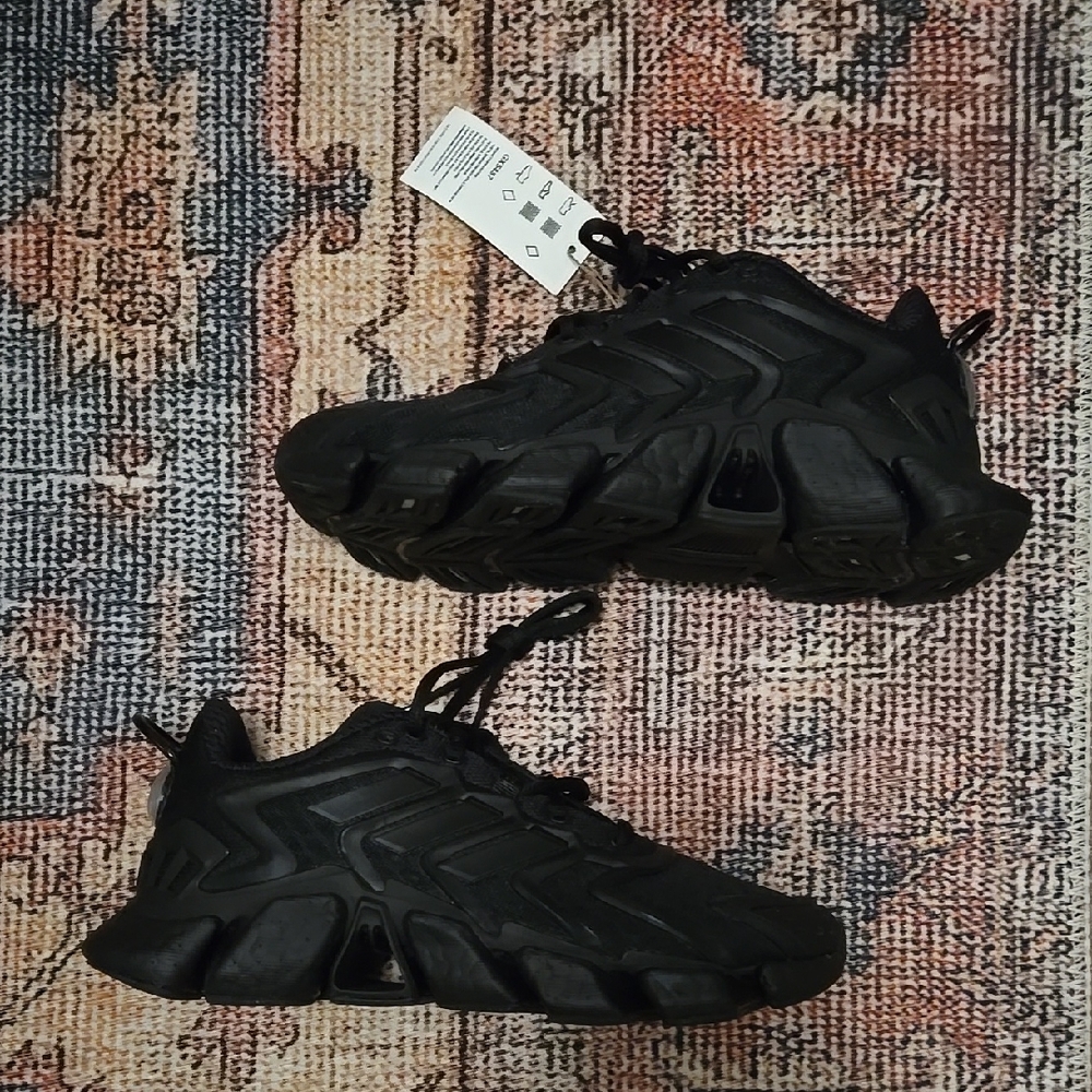 ADIDAS CLIMACOOL Boost BLACK Sneakers